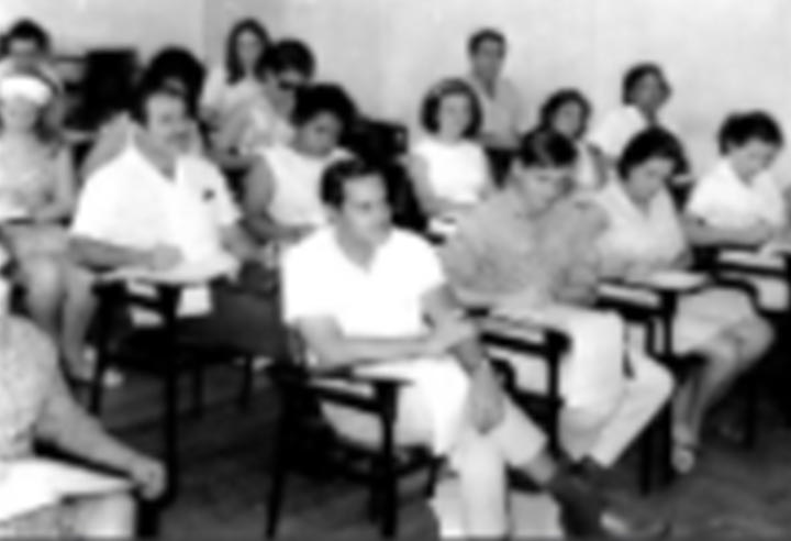 Escola Nacional de Saúde Pública (ENSP): curso básico de saúde pública.