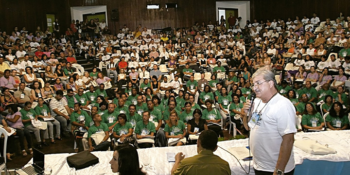 Plenária da IV Conferência Municipal de Saúde de Itabuna (BA), em 2010.